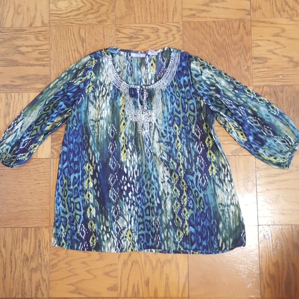 Harmony &  Vine Tunic top